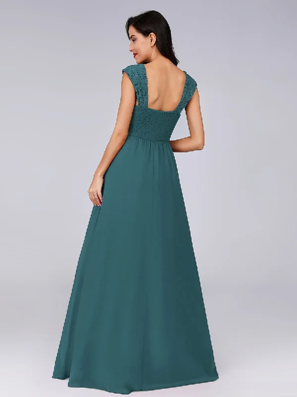 Elegant A Line Chiffon Wholesale Bridesmaid Dress With Lace Bodice