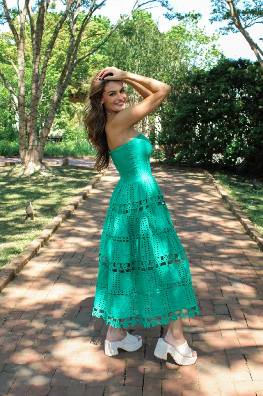 Safe Haven Midi Dress in Emerald