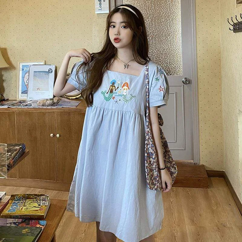 Women's Cute Little Mermaid Embroidered Square Collar Loose Dresses