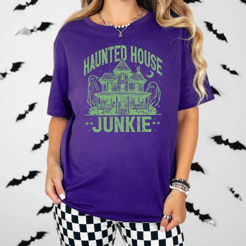 Haunted house junkie Graphic Tee