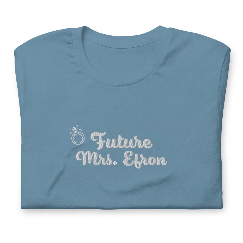 Hot Girl Mrs. Efron Women's Embroidered Short Sleeve Tee